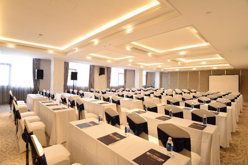 Phu Cuong Hotel Ca Mau Экстерьер фото
