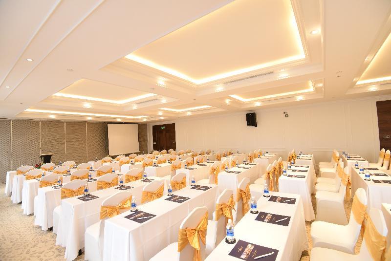 Phu Cuong Hotel Ca Mau Экстерьер фото